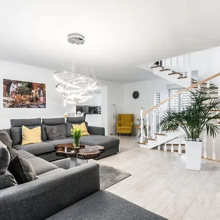 Villa House Poznan * Sauna * Екстер'єр фото