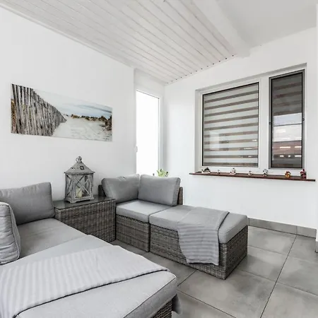 Villa House Poznan * Sauna * Екстер'єр фото